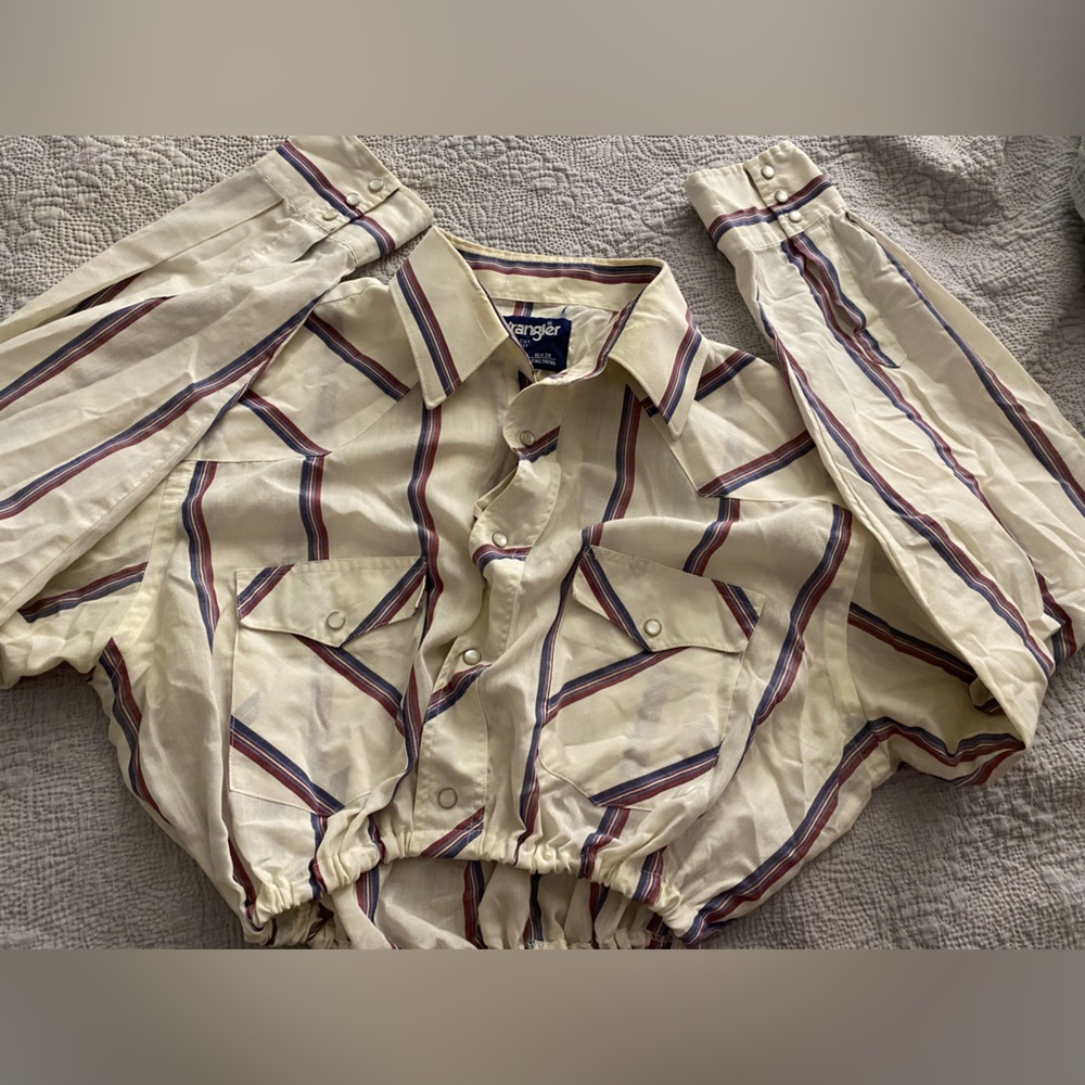 Vintage Wrangler Cowboy Cut Shirt with Cream and Red Stripes